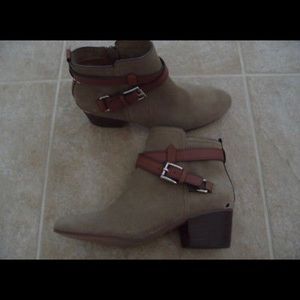 Coach boots